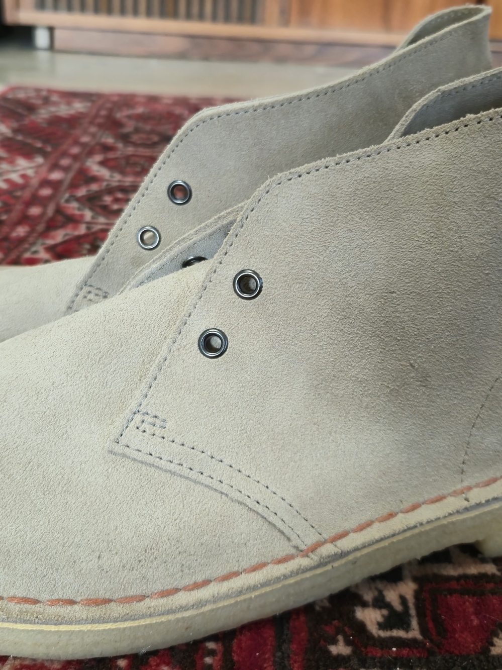 Clarks Men's Suede Chukka Boots in Light Tan